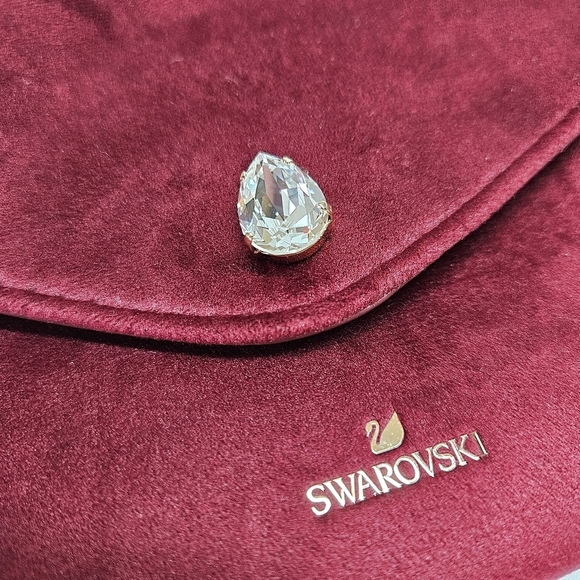 NEW Swarovski Sparkling Holiday Burgundy Velvet Envelope Clutch Bag Crystal - Picture 7 of 7